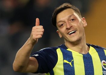 Mesut Özil