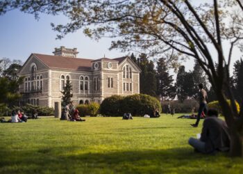 Üniversite Harçlarına Zam Yapıldı!