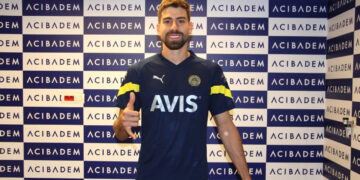 Kanarya, Luan Peres Transferini Açıkladı