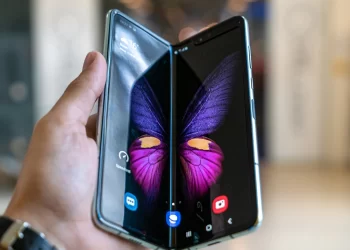 samsung katlanabilir telefon