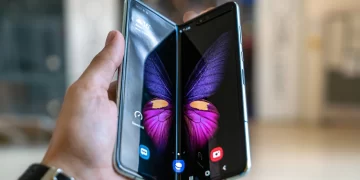 samsung katlanabilir telefon