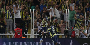 Zorlu Maçta Kazanan Fenerbahçe: 4-2