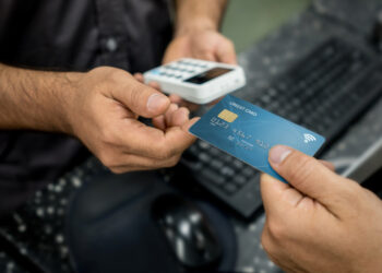 20 Milyon Kişi Kredi Kartı Borcunu Ödeyemiyor!