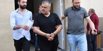 Şarkıcı Metin Işık, Silahlı Saldırı Sonucunda Tutuklandı