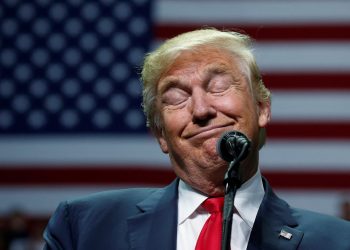 Donald Trump’ın Finans Direktöründen Vergi İtirafı Geldi!