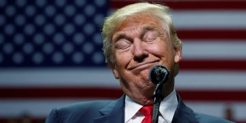 Donald Trump’ın Finans Direktöründen Vergi İtirafı Geldi!