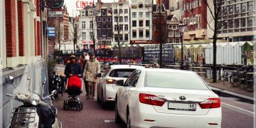 Avrupa’da Dizel ve Benzinli Araç Tarihe Karışıyor!