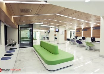 Hastane İçinde Yaşlı Kadına Eziyet Eden 4 Kişi Tutuklandı!