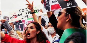 İran’da Protestolar Sürüyor! Devlete Göre Protestocuların Yaş Ortalaması 15!