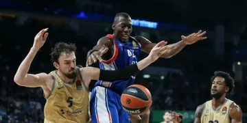 Anadolu Efes 96-86 Barcelona