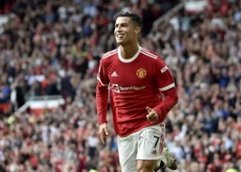 Manchester United ile Cristiano Ronaldo arasındaki kriz büyüyor