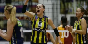 Sultanlar Ligi Derbisinde kazanan Fenerbahçe Opet
