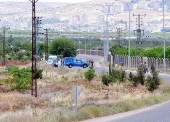 Suriye’den atılan 4 roket mermisi Gaziantep’e düştü