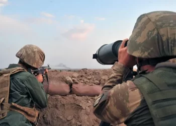 Taciz ateşi açan 8 PKK/YPG’li terörist etkisiz hale getirildi