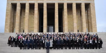 Bakan Özer, 24 Kasım Öğretmenler Günü’nde Anıtkabir’i ziyaret etti
