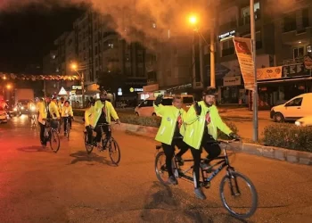 Bisikletlerle Mersin’den Anıtkabir’e yola çıktılar