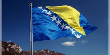 AB Komisyonu Üyesi Varhelyi: Bosna Hersek’e AB Yolu Açık!
