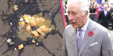 Kral III. Charles’a yumurtalı protesto