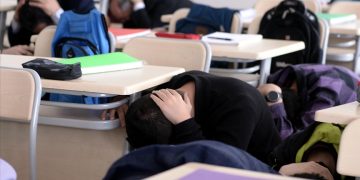 KYK yurtlarında eş zamanlı deprem tatbikatı düzenlendi