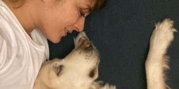Ezgi Mola’nın köpeği Kuki vefat etti