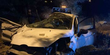 İzmir’de çocuk sürücünün kullandığı araç takla attı