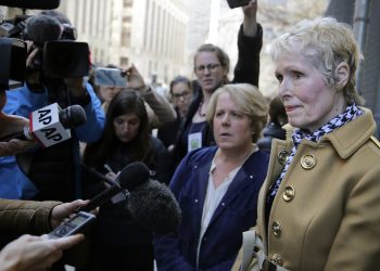 Amerikalı yazar E Jean Carroll’dan, eski ABD başkanı Trump’a tecavüz davası