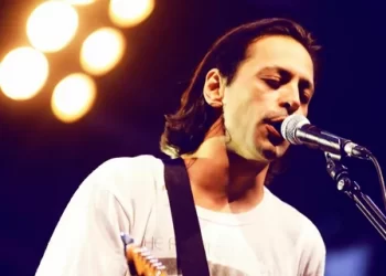 Kaan Tangöze AK Parti etkinliğinde şarkısının kullanmasına sinirlendi