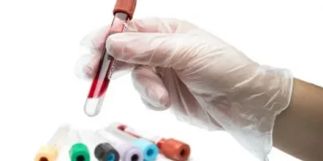 İlk kez insana yapay kan nakledildi