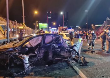 Mecidiyeköy’de zincirleme kaza! 13 araç birbirine girdi, çok sayıda yaralı var