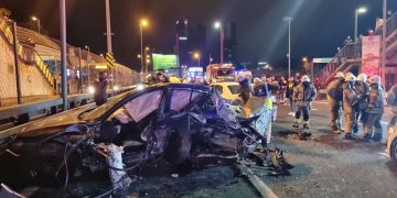 Mecidiyeköy’de zincirleme kaza! 13 araç birbirine girdi, çok sayıda yaralı var