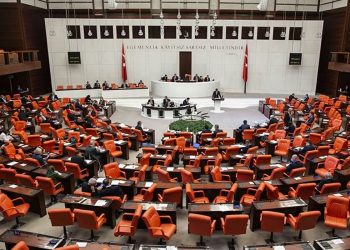 “Torba” kanun teklifi yasalaştı