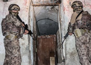 Mersin’de YPG/PKK operasyonu: İki şüpheli yakalandı