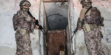Mersin’de YPG/PKK operasyonu: İki şüpheli yakalandı