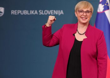 Slovenya’da ülkenin ilk kadın cumhurbaşkanı Natasa Pirc Musar oldu