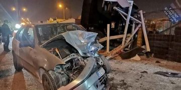Kontrolden çıkan TIR dehşet saçtı