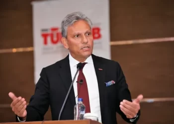 TÜRSAB Başkanı Firuz Bağlıkaya’dan konaklama vergisine erteleme önerisi