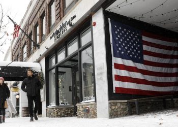 ABD’de kar fırtınası! 3 kişi hayatını kaybetti