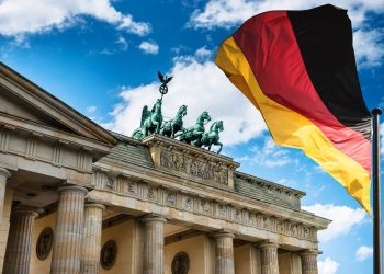 Almanya’da darbe planı yapan örgüte operasyon: 25 kişi gözaltına alındı