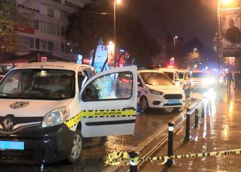 Bağdat Caddesi’nde korkunç kaza! Hız yapan aracın çarptığı yaya yaşamını yitirdi