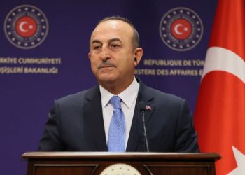 Bakan Çavuşoğlu’ndan Yunanistan’a ültimatom: Ya anlaşmaya uyun ya da gereğini yaparız
