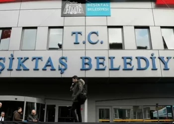 Beşiktaş Belediyesi’ne rüşvet operasyonu