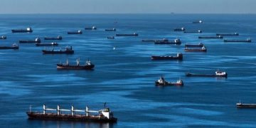 Teyit mektubunu sunan 3 tanker Boğaz’dan geçişini gerçekleştirdi