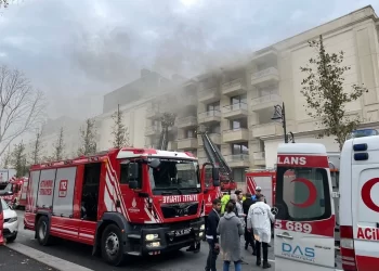 Çırağan Sarayı’nda panik yaratan yangın