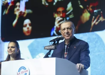 Cumhurbaşkanı Erdoğan, “İlk Oyum AK Parti’ye İlk Oyum Erdoğan’a Programı”nda gençlerle buluştu
