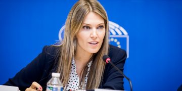 Avrupa Parlamentosu’nda rüşvet iddiası: Başkan yardımcısı Kaili gözaltına alındı