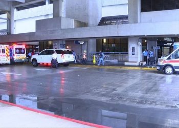 Hawaii’ye giden uçak türbülansa girdi: 36 yolcu yaralandı