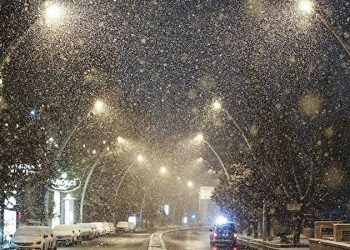 İstanbul’da mevsimin ilk karı Silivri’ye yağdı