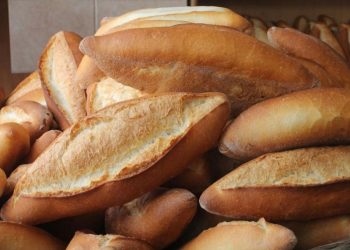 İzmir’de ekmeğe yüzde 25 zam! 210 gram ekmek 5 TL oldu