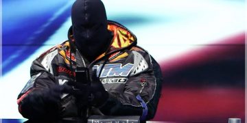 Kanye West’ten Nazi Çıkışı: “Hitler’i Seviyorum”