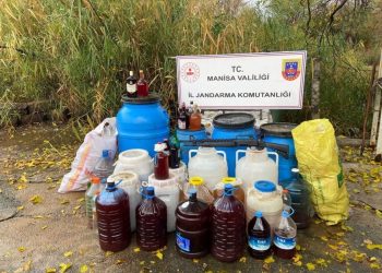 Manisa’da bin litre sahte alkole el koyuldu